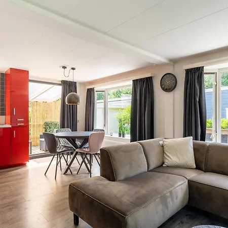 Charming In Near Efteling Ferienhaus
