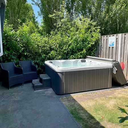Holiday home Charming In Near Efteling Kaatsheuvel