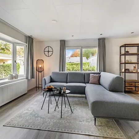 Charming In Near Efteling Hotel 3*