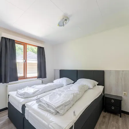 Charming In Near Efteling 3*